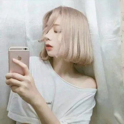 蕾哈娜内衣秀4